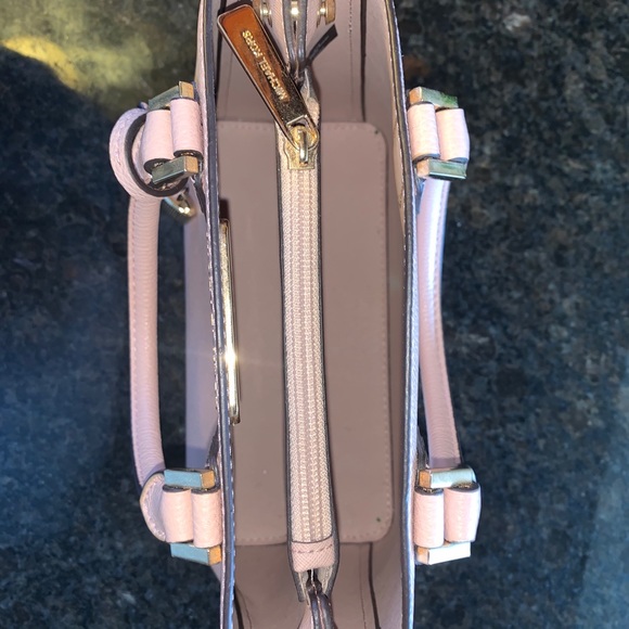 Michael Kors 👜 small tote - Picture 3 of 3